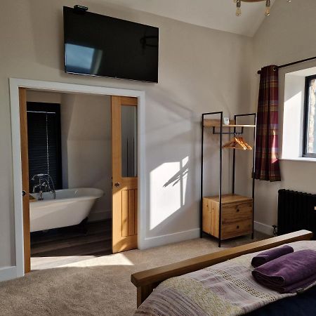 Вилла The Old Pig Sty Llanellen Экстерьер фото