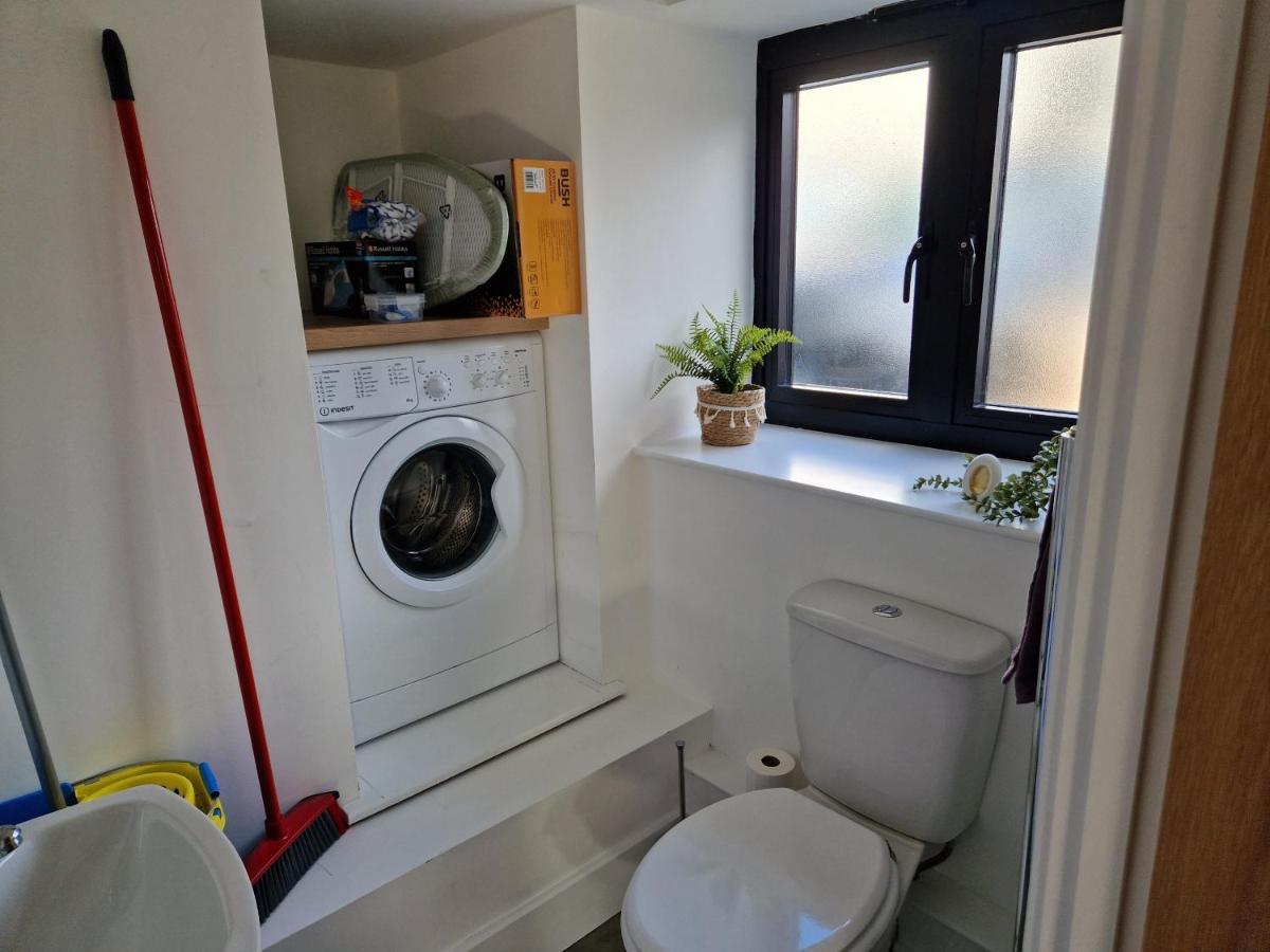 Вилла The Old Pig Sty Llanellen Экстерьер фото